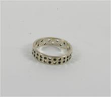 Kanika ring silver doths